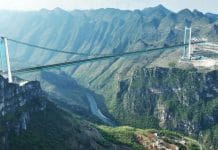 Rekor Baru: China Resmikan Jembatan Tertinggi Dunia 625 Meter