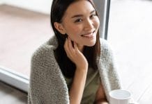 Rahasia Ampuh Mencerahkan Area Leher Gelap Secara Alami dan Praktis