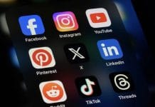 SAFEnet Peringatkan: Wacana Satu Orang Satu Akun Medsos Bisa Langgar Privasi Warga