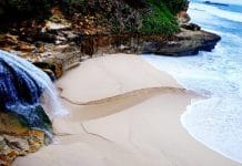 Memikat Hati! Pantai Banyu Jawa Timur, Destinasi Tenang yang Tak Boleh Dilewatkan