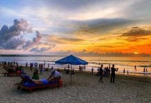 Spektakuler! Sukma Pantai Kuta — Surga Sunset yang Tak Pernah Sepi