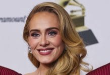 Adele Sedang Dalam Negosiasi untuk Halftime Show Super Bowl 2026 di Santa Clara