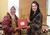 Arumi Bachsin Gagas DEKS, Ruang Kolaboratif UMKM Kerajinan Jawa Timur