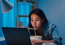 Dokter Ingatkan Bahaya Begadang Bagi Gen Z, Bisa Picu Masalah Jantung