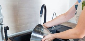 Tips Mudah Merawat Stainless Steel di Dapur agar Selalu Kinclong