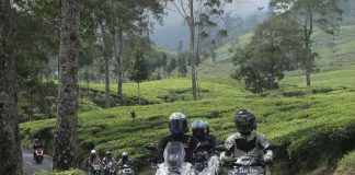 Tips Touring Aman dengan Motor: Siapkan Hal Ini Agar Perjalanan Nyaman dan Minim Risiko