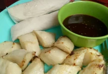 Cara Membuat Pempek Putih Telur dengan Kuah Cuko Pedas Manis di Rumah