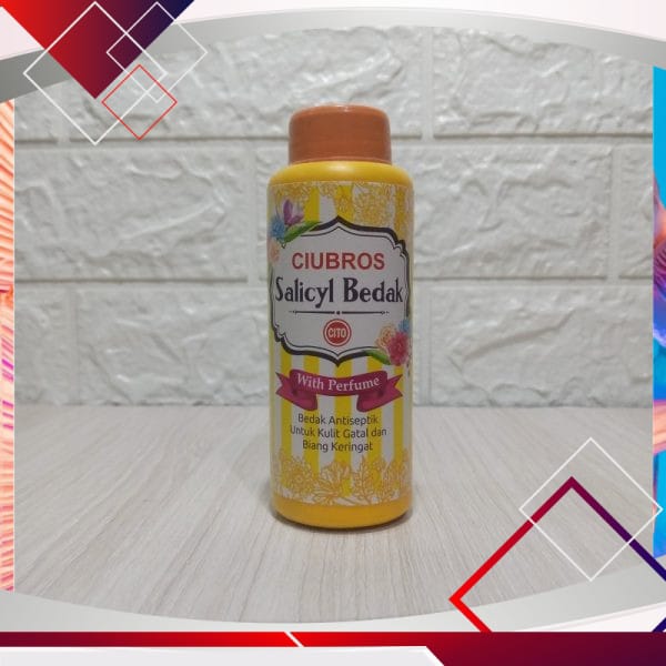 Ciubros Salicyl Bedak With Perfume 50gr .